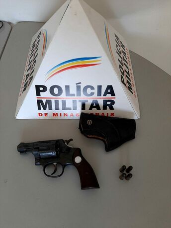 Paraisópolis: Homem é preso por posse ilegal de arma de fogo                                                                                                                                          