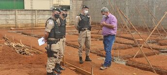 Serra do Salitre - Comando do 46º BPM visita obras das futuras instalações do 6º Pelotão PM 