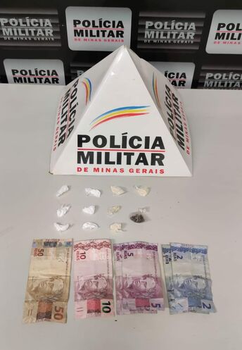 Patrocínio - Polícia Militar prende dois autores por tráfico de drogas 