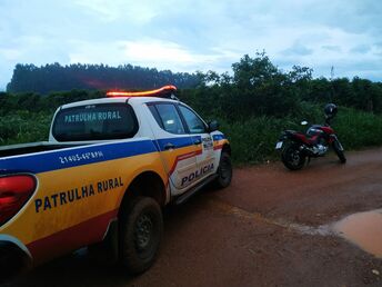Patrocínio - Polícia Militar recupera motocicleta furtada 