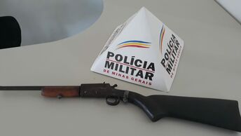 Serra do Salitre - Polícia Militar prende um casal por posse ilegal de arma de fogo                                                                                                                    